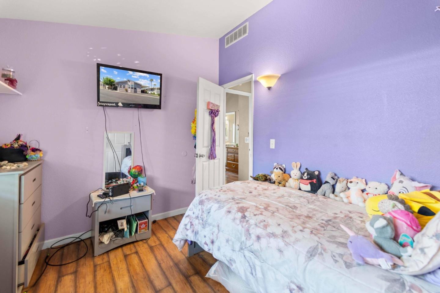 Detail Gallery Image 23 of 41 For 165 Blossom Hill Rd #113,  San Jose,  CA 95123 - 3 Beds | 2 Baths