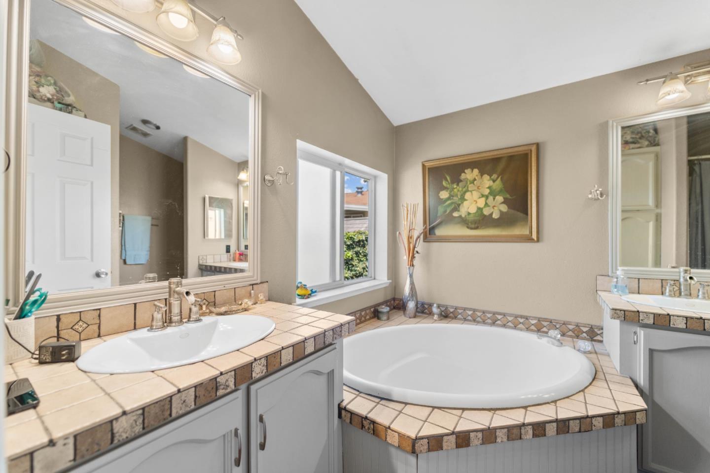 Detail Gallery Image 29 of 41 For 165 Blossom Hill Rd #113,  San Jose,  CA 95123 - 3 Beds | 2 Baths