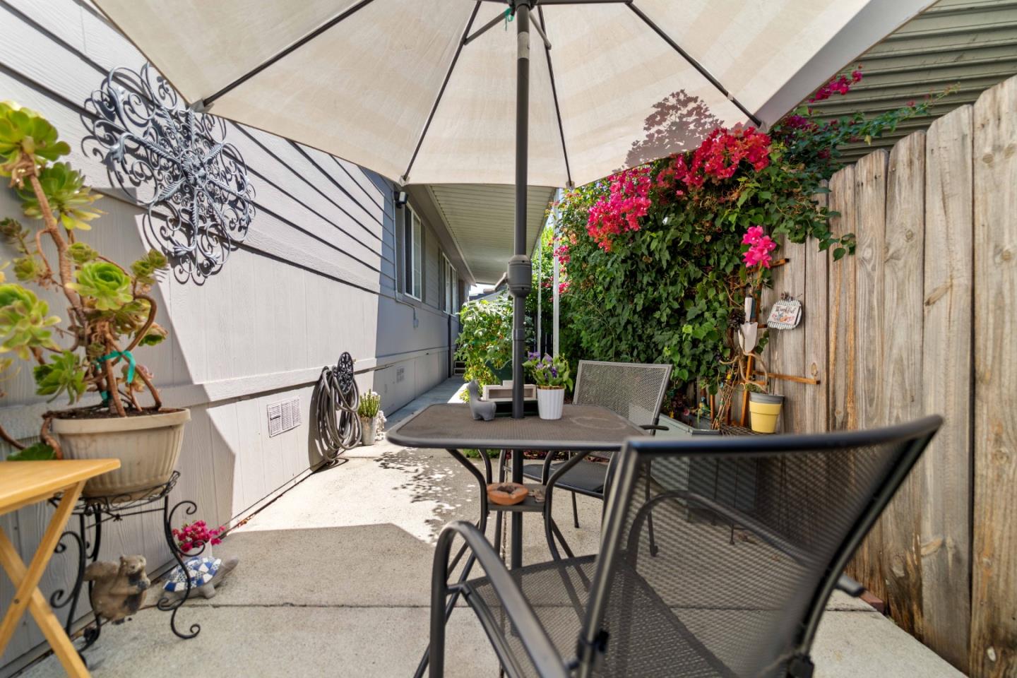 Detail Gallery Image 35 of 41 For 165 Blossom Hill Rd #113,  San Jose,  CA 95123 - 3 Beds | 2 Baths