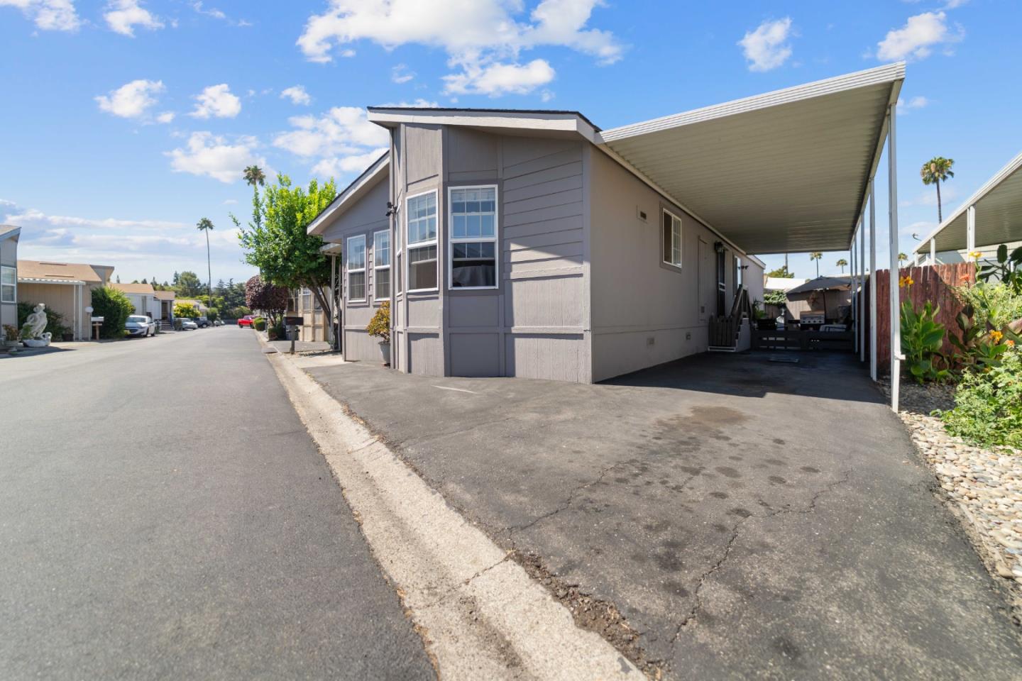 Detail Gallery Image 41 of 41 For 165 Blossom Hill Rd #113,  San Jose,  CA 95123 - 3 Beds | 2 Baths