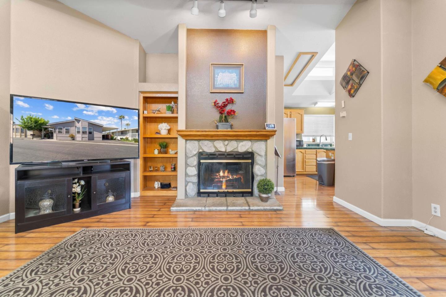 Detail Gallery Image 6 of 41 For 165 Blossom Hill Rd #113,  San Jose,  CA 95123 - 3 Beds | 2 Baths