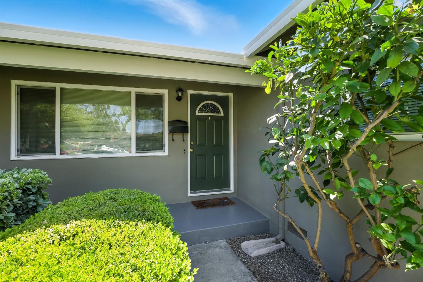 Detail Gallery Image 4 of 22 For 926-928 Goodwin Ave, San Jose,  CA 95128 - – Beds | – Baths