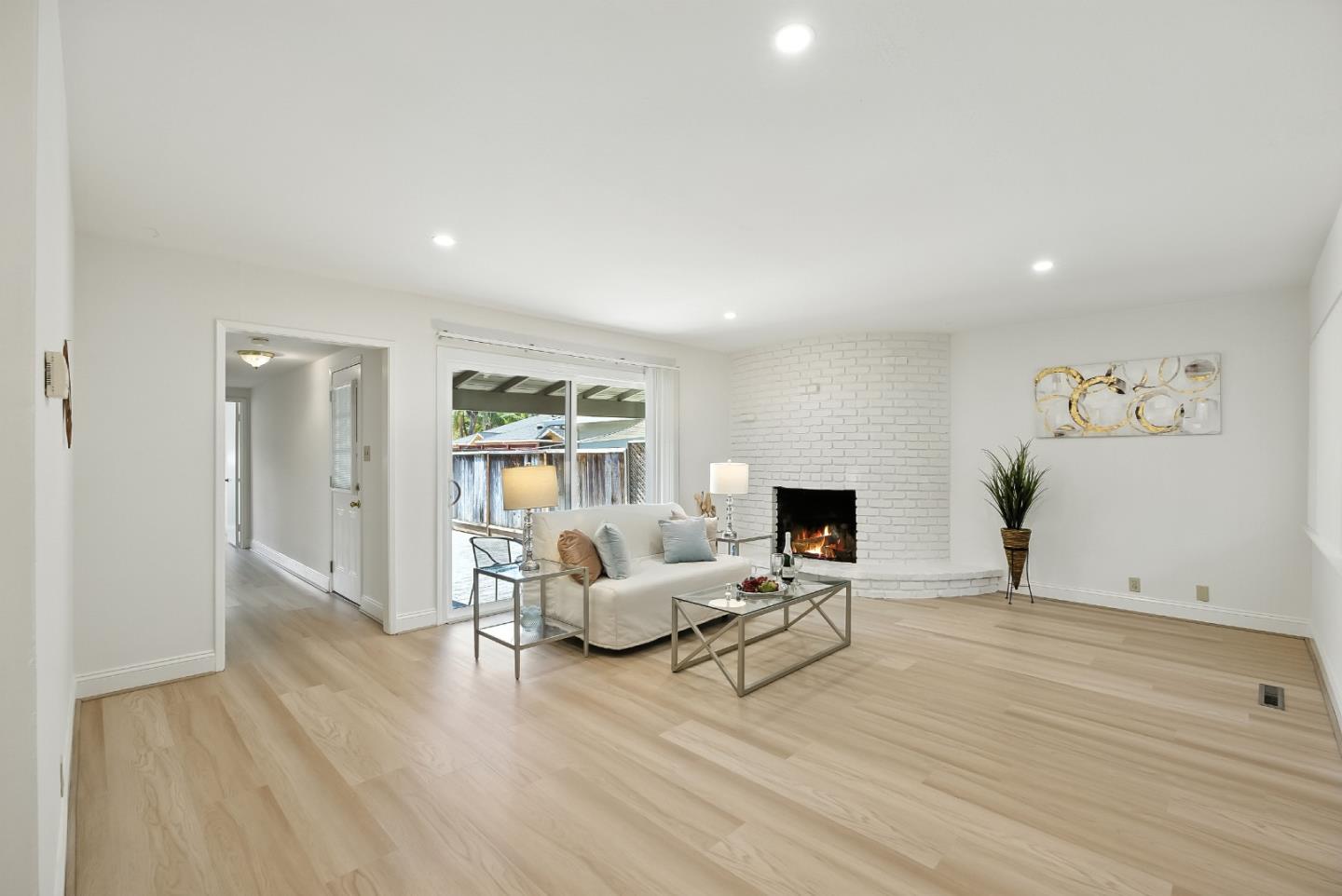 Detail Gallery Image 7 of 22 For 926-928 Goodwin Ave, San Jose,  CA 95128 - – Beds | – Baths