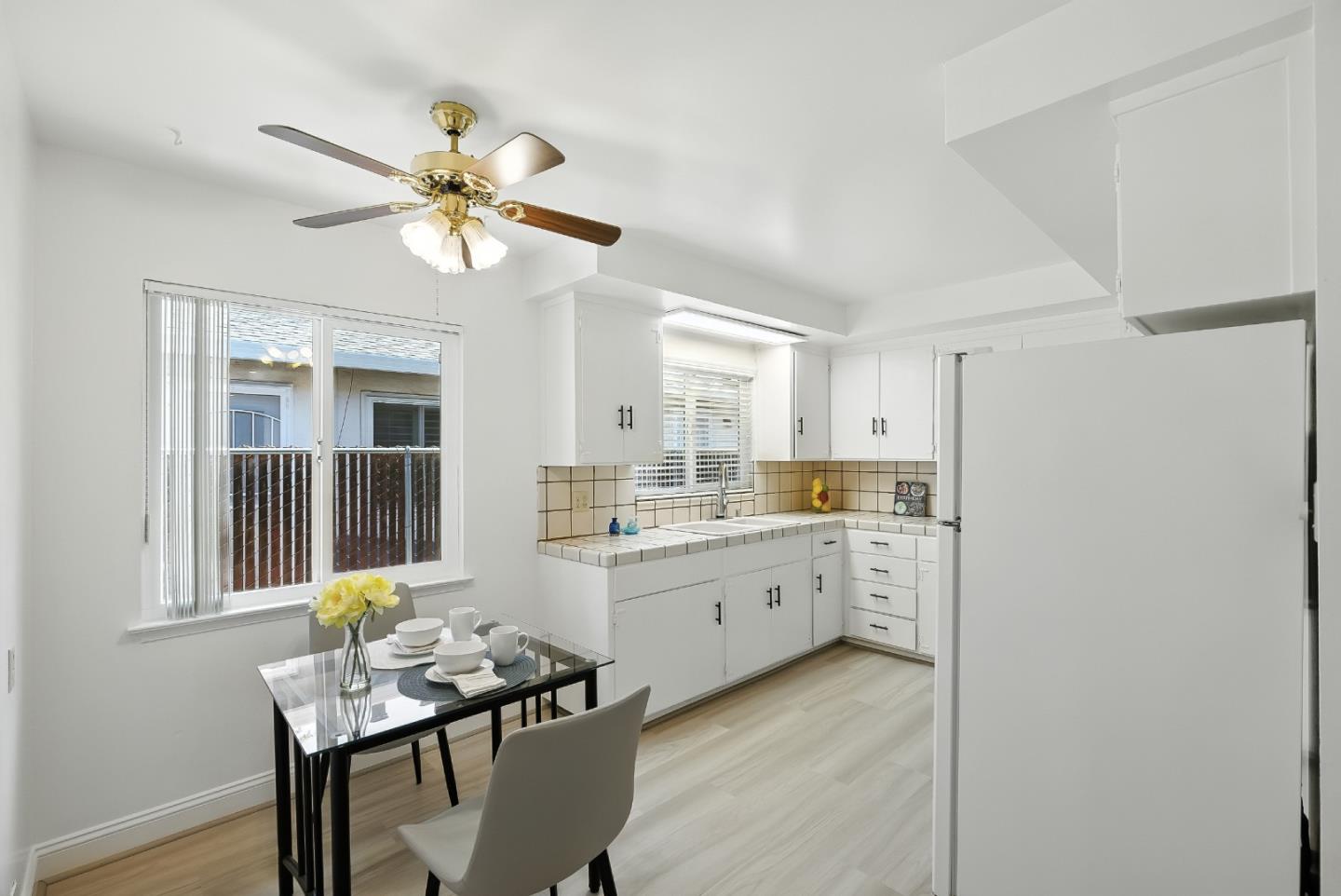 Detail Gallery Image 9 of 22 For 926-928 Goodwin Ave, San Jose,  CA 95128 - – Beds | – Baths