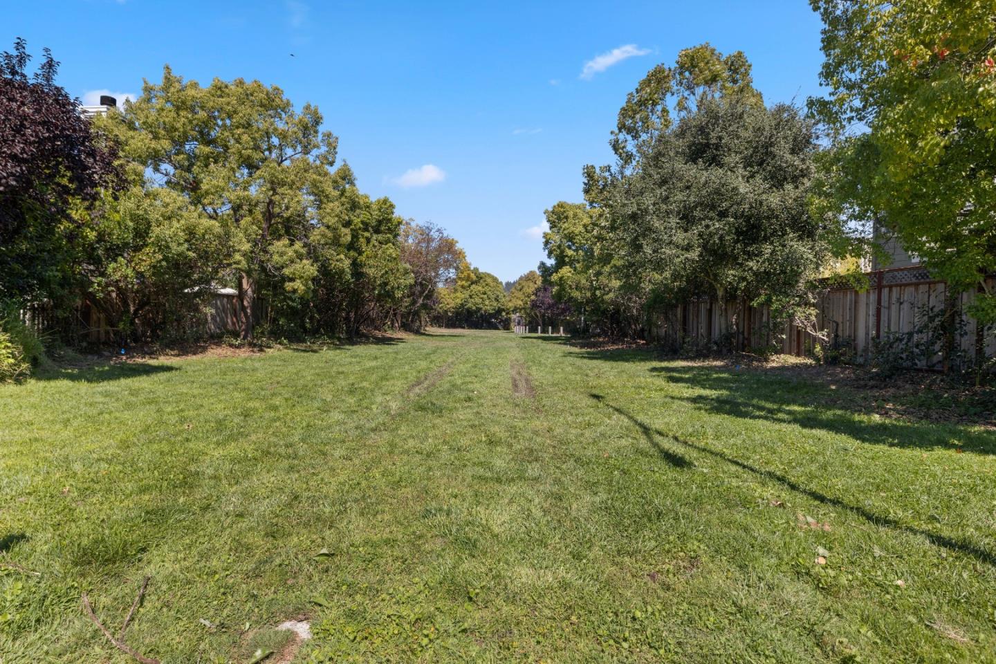 Detail Gallery Image 49 of 65 For 152 Navigator Dr, Scotts Valley,  CA 95066 - 3 Beds | 2/1 Baths