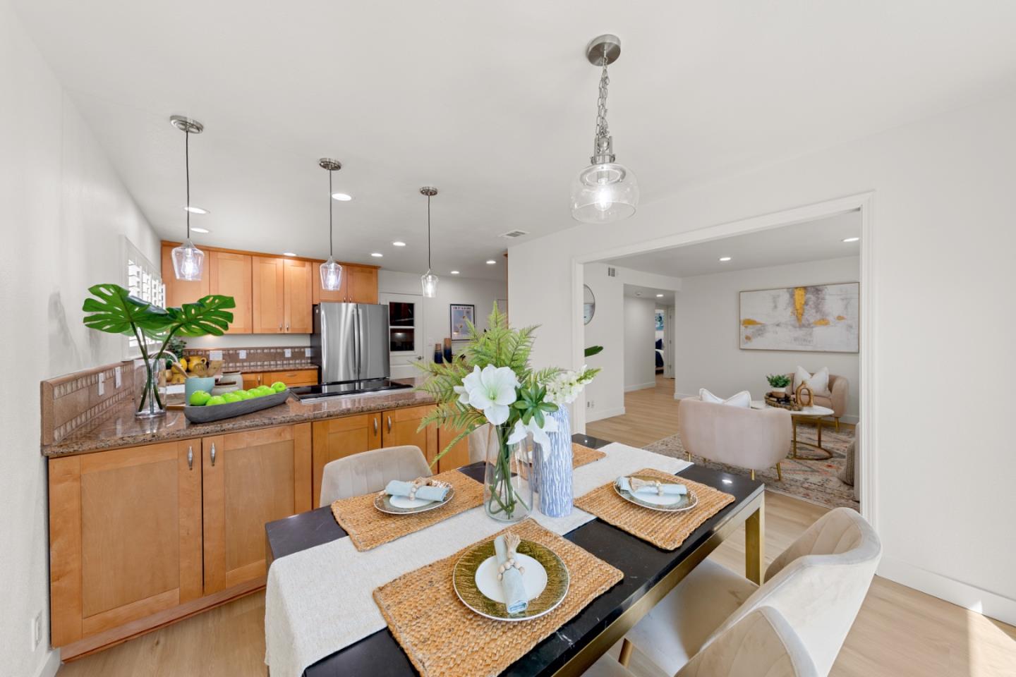 Detail Gallery Image 10 of 35 For 1122 Lancelot Ln, San Jose,  CA 95127 - 3 Beds | 2 Baths