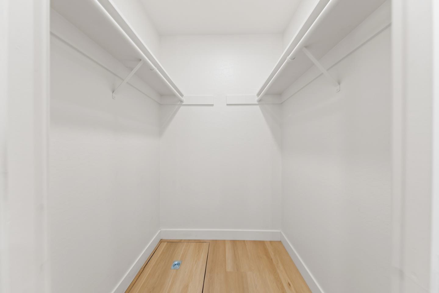 Detail Gallery Image 19 of 35 For 1122 Lancelot Ln, San Jose,  CA 95127 - 3 Beds | 2 Baths