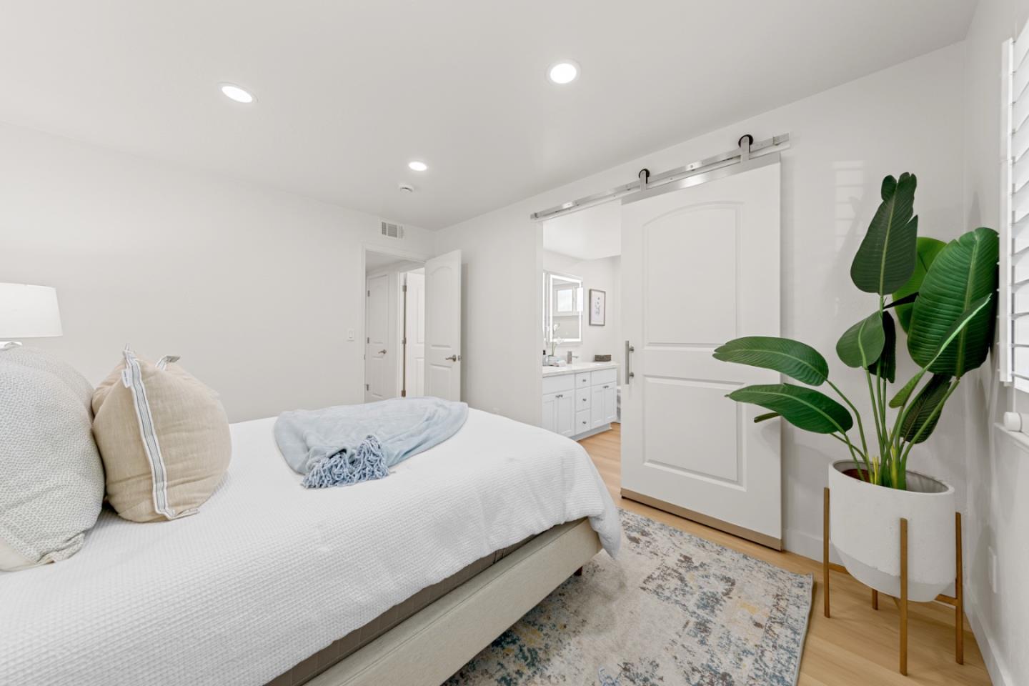 Detail Gallery Image 20 of 35 For 1122 Lancelot Ln, San Jose,  CA 95127 - 3 Beds | 2 Baths