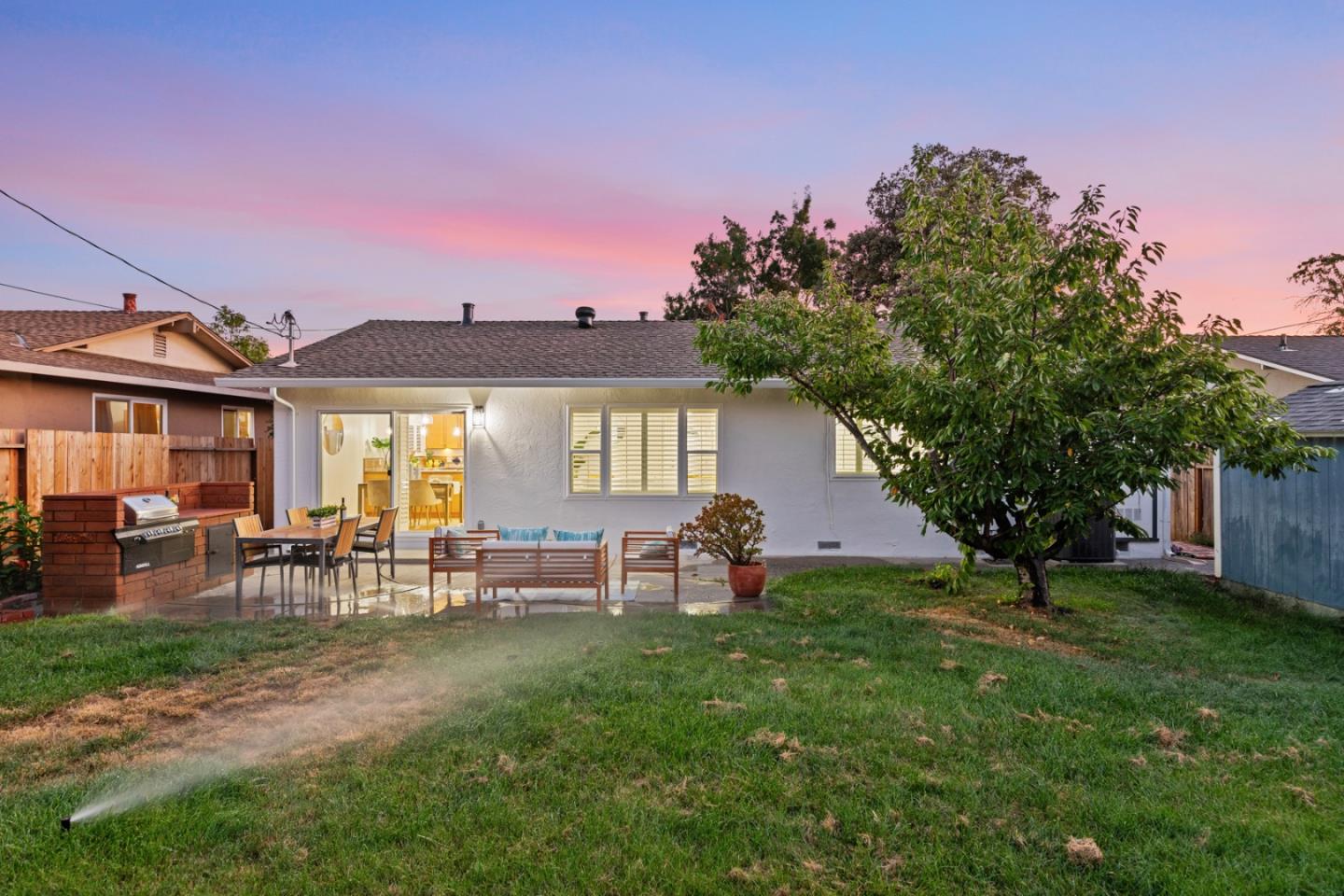Detail Gallery Image 3 of 35 For 1122 Lancelot Ln, San Jose,  CA 95127 - 3 Beds | 2 Baths
