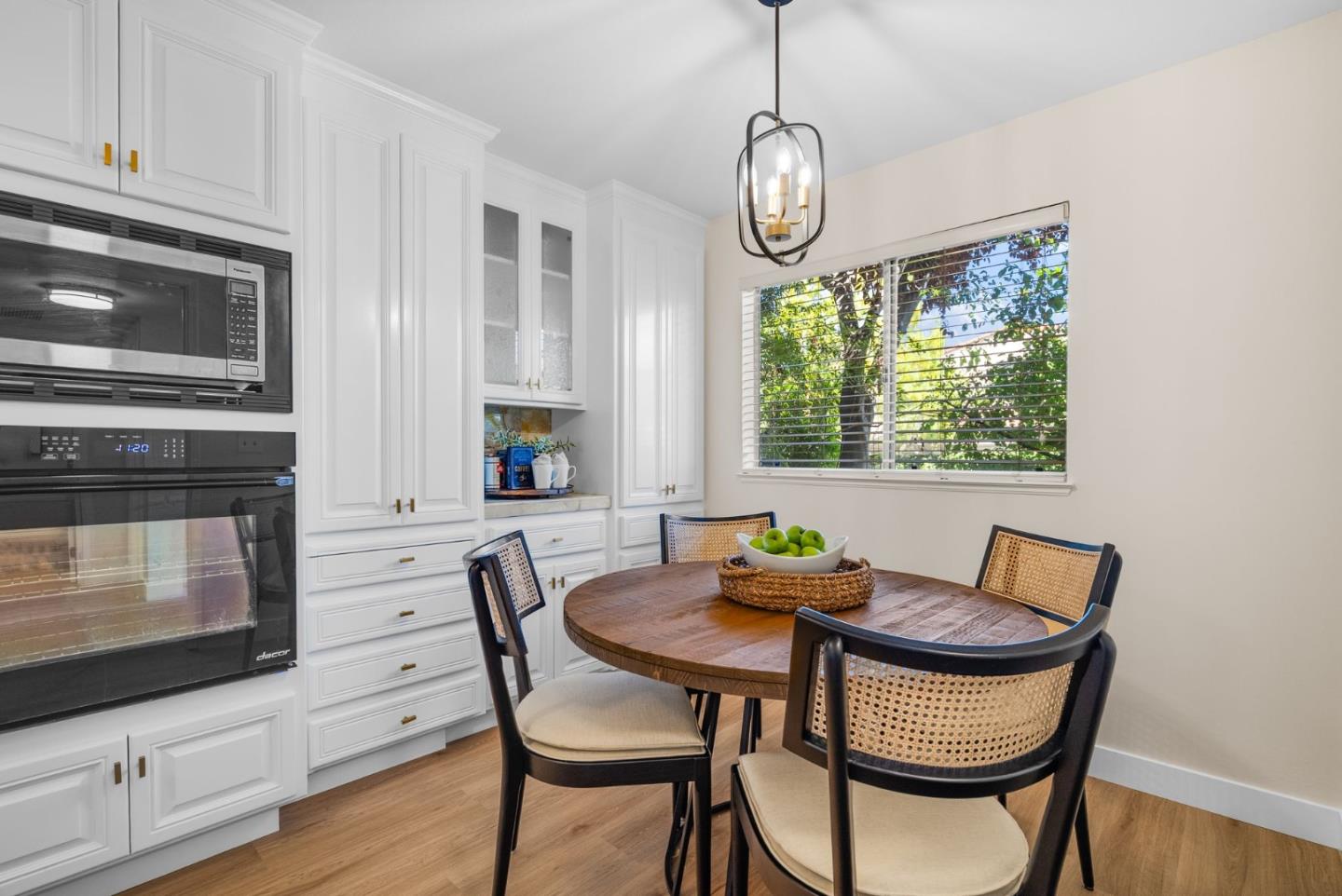 Detail Gallery Image 10 of 38 For 15400 Winchester Blvd #25,  Los Gatos,  CA 95030 - 3 Beds | 2/1 Baths