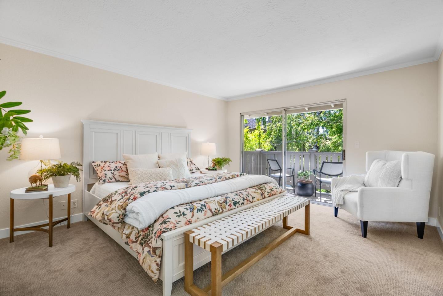 Detail Gallery Image 13 of 38 For 15400 Winchester Blvd #25,  Los Gatos,  CA 95030 - 3 Beds | 2/1 Baths