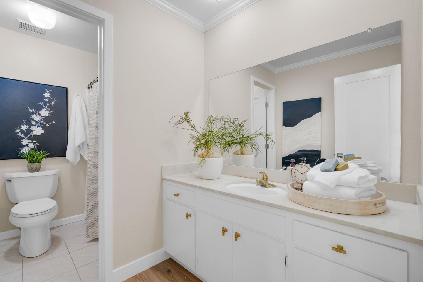 Detail Gallery Image 18 of 38 For 15400 Winchester Blvd #25,  Los Gatos,  CA 95030 - 3 Beds | 2/1 Baths