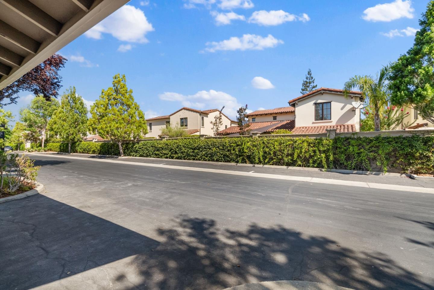 Detail Gallery Image 30 of 38 For 15400 Winchester Blvd #25,  Los Gatos,  CA 95030 - 3 Beds | 2/1 Baths