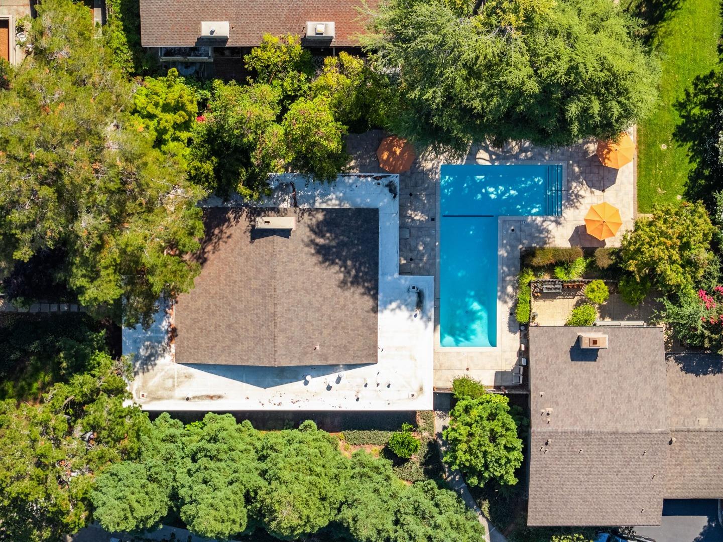 Detail Gallery Image 34 of 38 For 15400 Winchester Blvd #25,  Los Gatos,  CA 95030 - 3 Beds | 2/1 Baths
