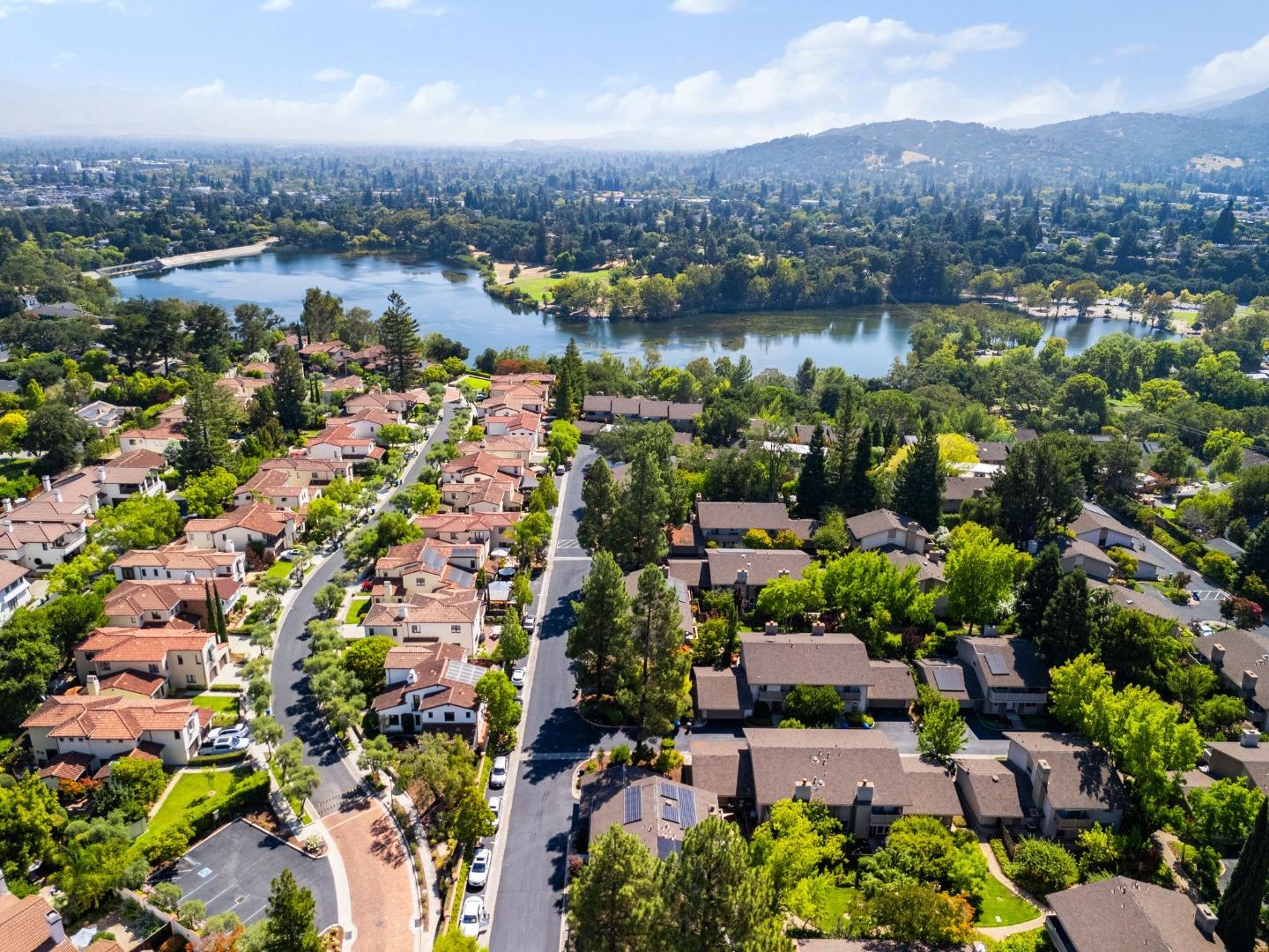 Detail Gallery Image 36 of 38 For 15400 Winchester Blvd #25,  Los Gatos,  CA 95030 - 3 Beds | 2/1 Baths