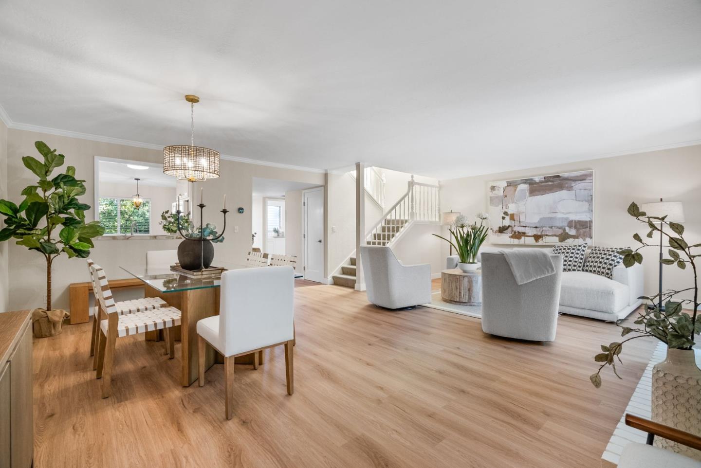 Detail Gallery Image 4 of 38 For 15400 Winchester Blvd #25,  Los Gatos,  CA 95030 - 3 Beds | 2/1 Baths