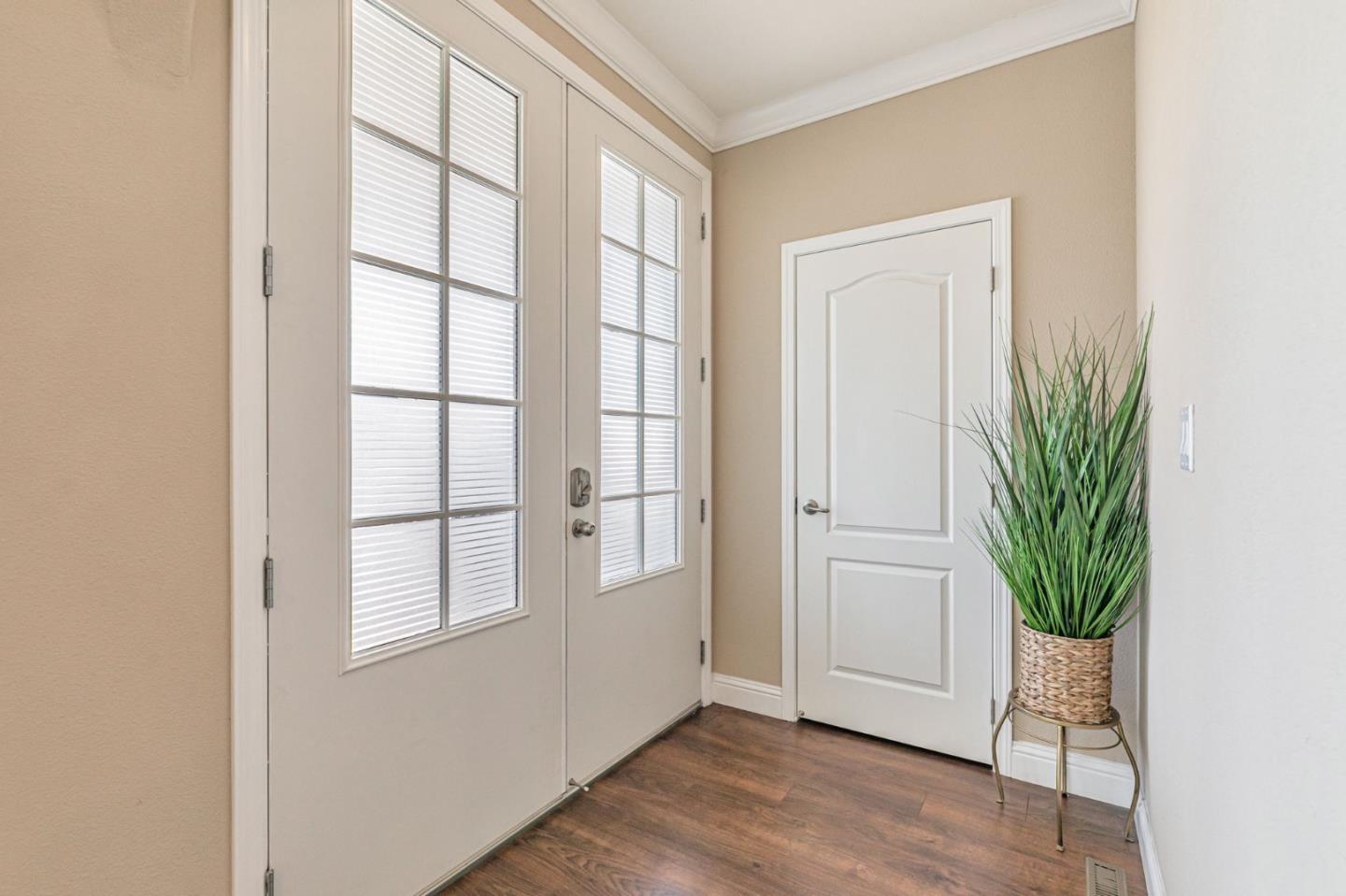 Detail Gallery Image 5 of 45 For 1085 Tasman Dr #759,  Sunnyvale,  CA 94089 - 3 Beds | 3 Baths
