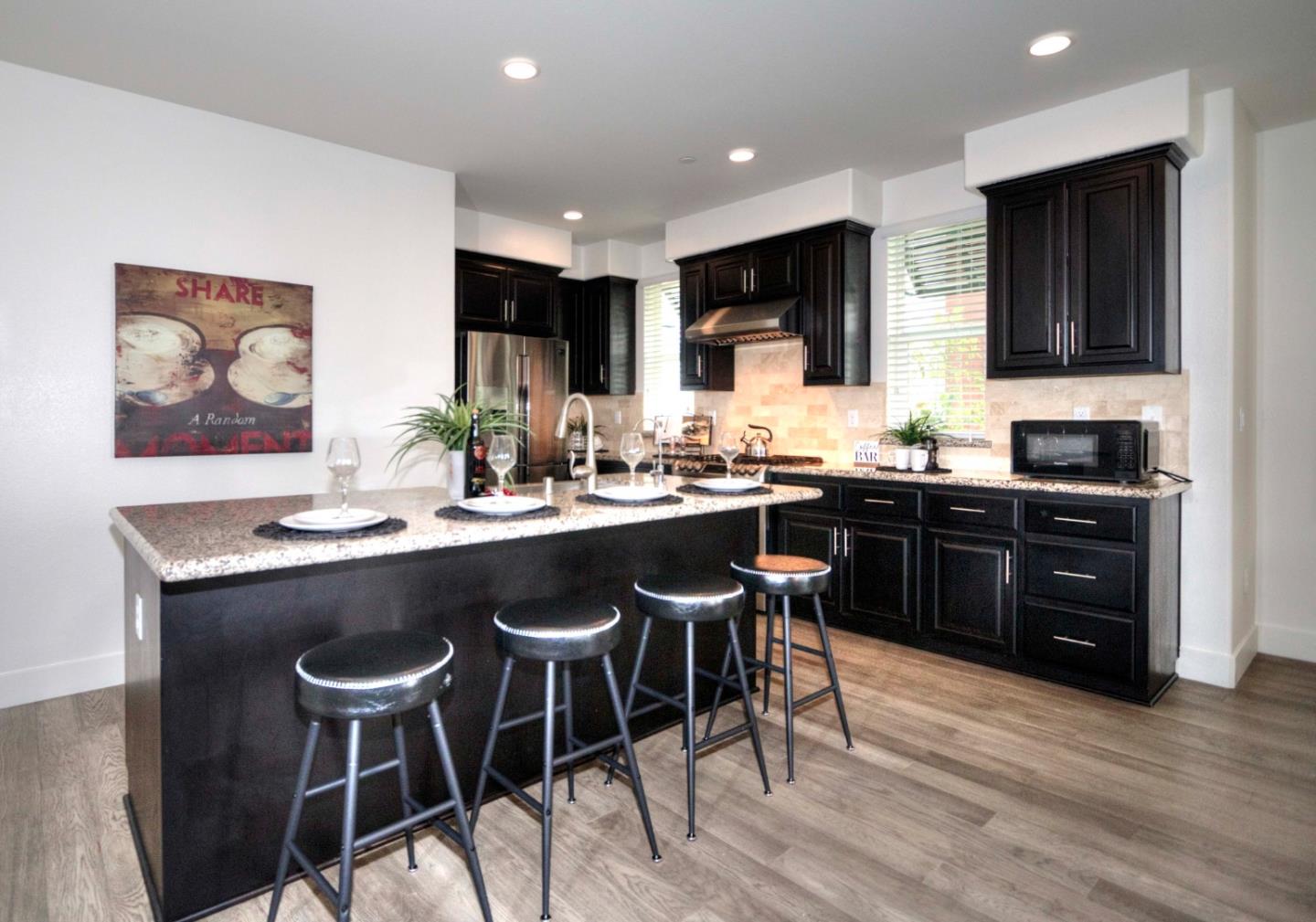 Detail Gallery Image 8 of 23 For 283 Baja Rose St, Milpitas,  CA 95035 - 3 Beds | 3 Baths