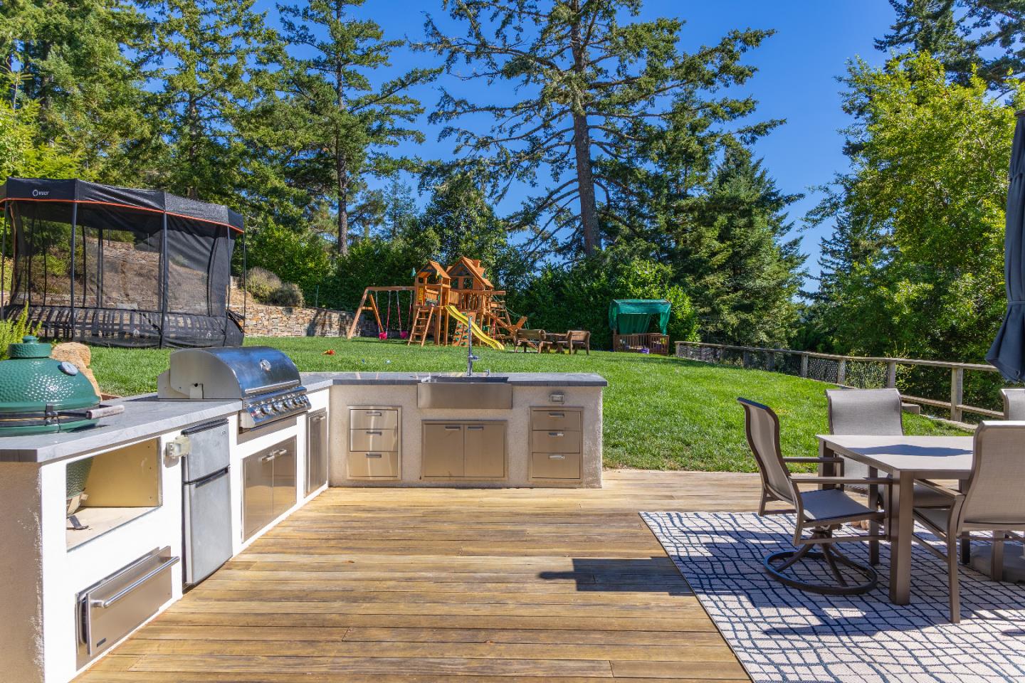 Detail Gallery Image 20 of 29 For 220 Ware Rd, Woodside,  CA 94062 - 7 Beds | 5/2 Baths