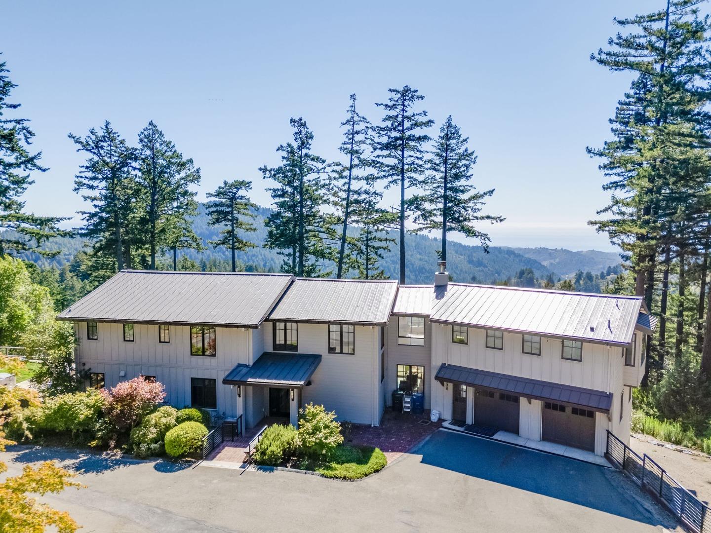 Detail Gallery Image 22 of 29 For 220 Ware Rd, Woodside,  CA 94062 - 7 Beds | 5/2 Baths