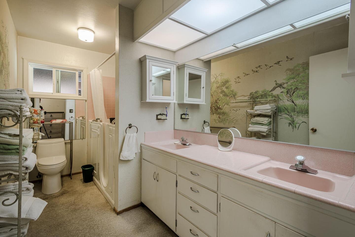 Detail Gallery Image 16 of 31 For 591 16th Ave, Menlo Park,  CA 94025 - 4 Beds | 2 Baths