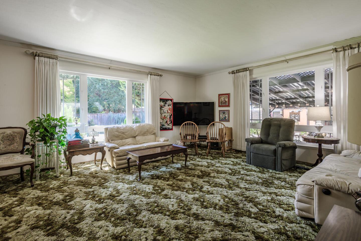 Detail Gallery Image 2 of 31 For 591 16th Ave, Menlo Park,  CA 94025 - 4 Beds | 2 Baths