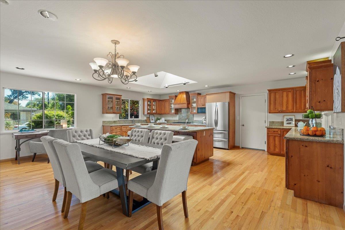 Detail Gallery Image 11 of 35 For 20211 Argonaut Dr, Saratoga,  CA 95070 - 3 Beds | 2 Baths