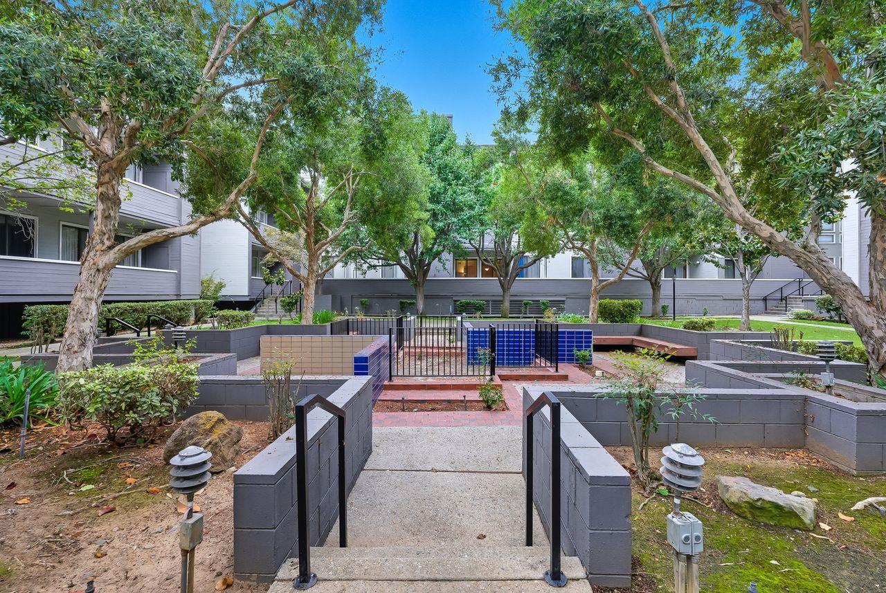 Detail Gallery Image 29 of 34 For 22330 Homestead Rd #307,  Cupertino,  CA 95014 - 2 Beds | 2 Baths