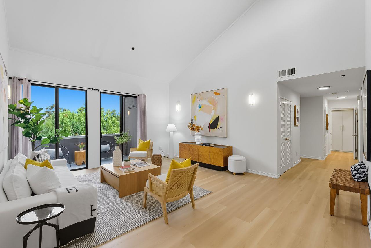 Detail Gallery Image 6 of 34 For 22330 Homestead Rd #307,  Cupertino,  CA 95014 - 2 Beds | 2 Baths