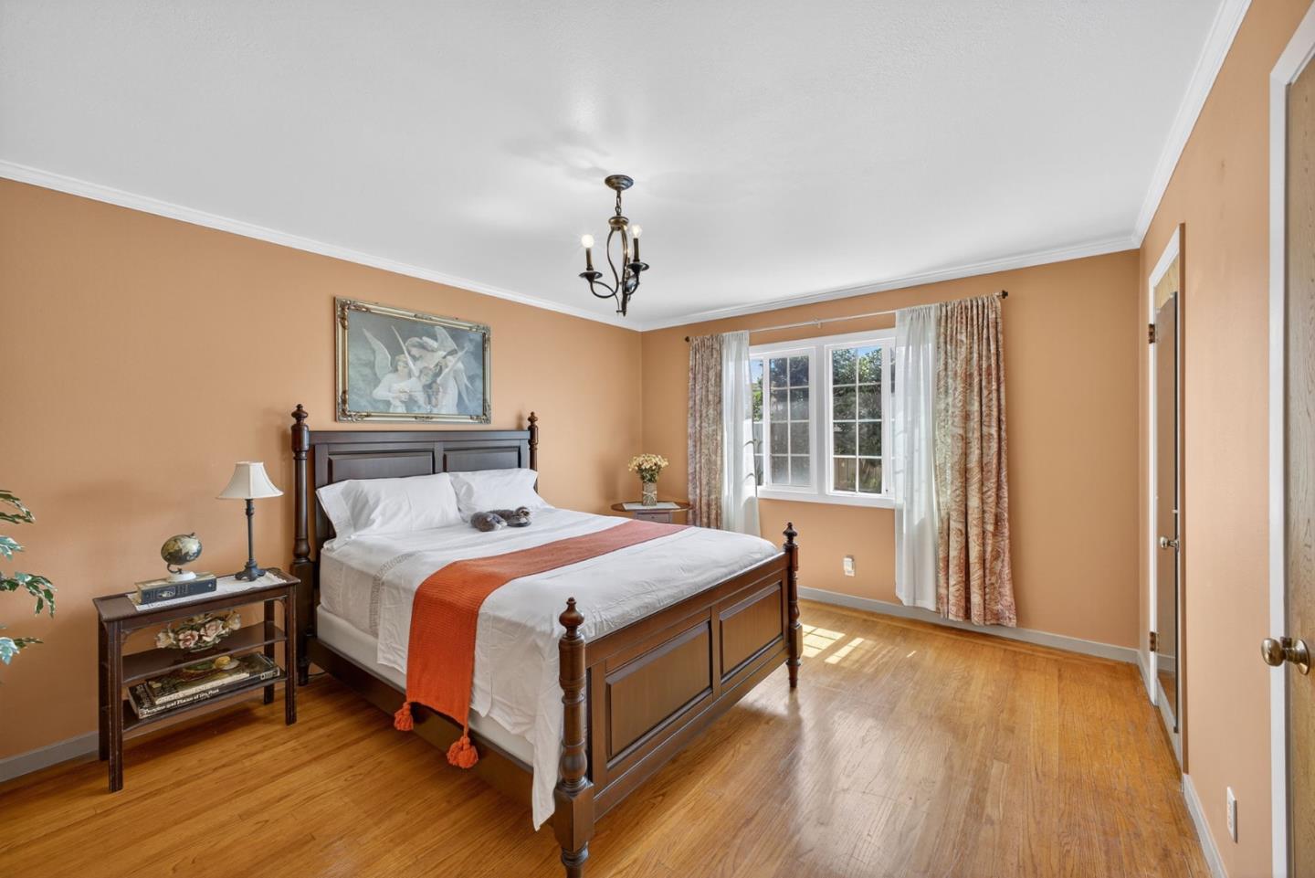 Detail Gallery Image 18 of 37 For 215 Prague St, San Mateo,  CA 94401 - 3 Beds | 1/1 Baths