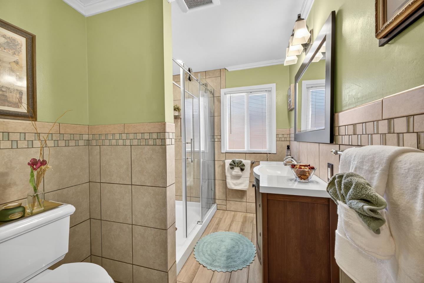 Detail Gallery Image 21 of 37 For 215 Prague St, San Mateo,  CA 94401 - 3 Beds | 1/1 Baths