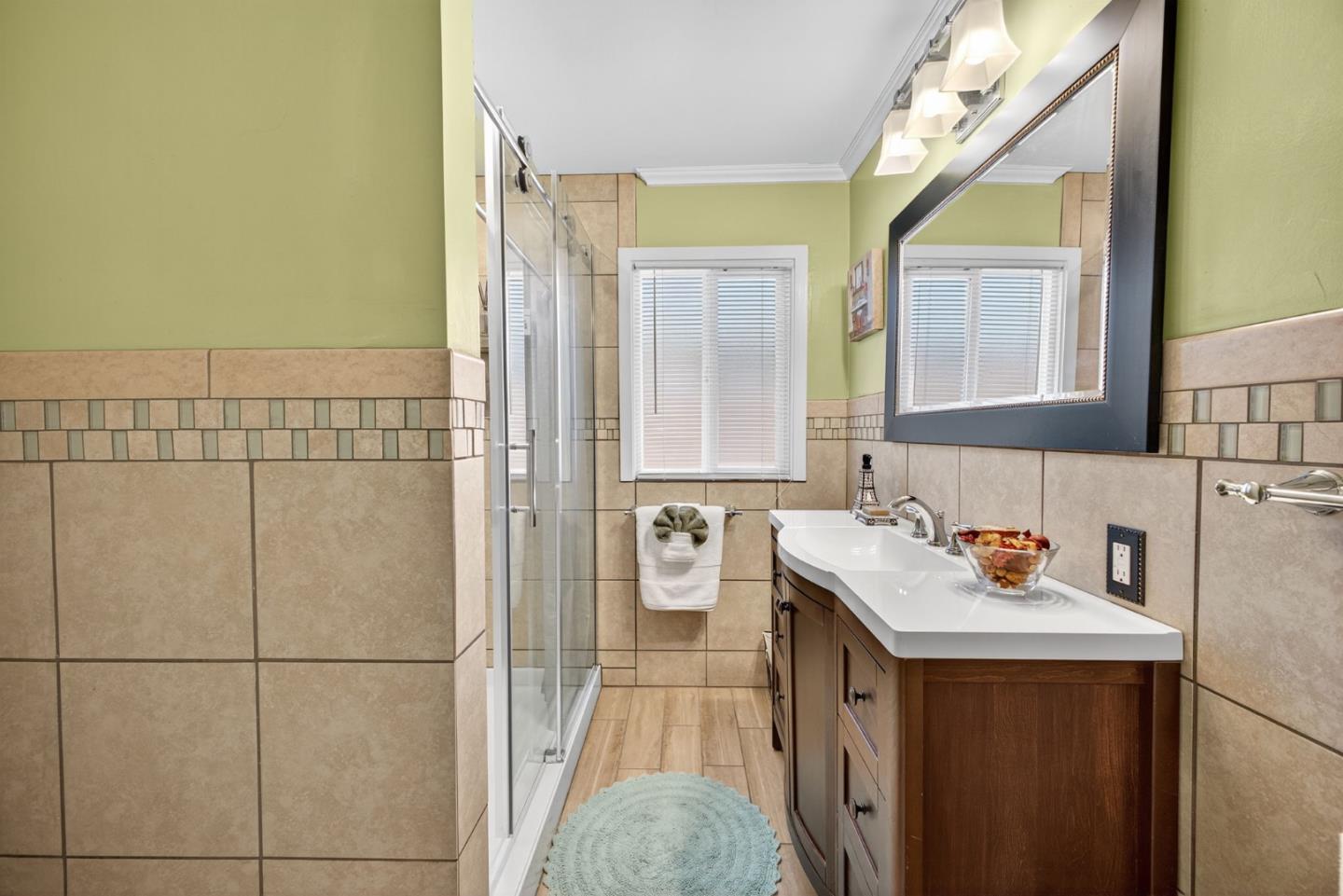 Detail Gallery Image 22 of 37 For 215 Prague St, San Mateo,  CA 94401 - 3 Beds | 1/1 Baths