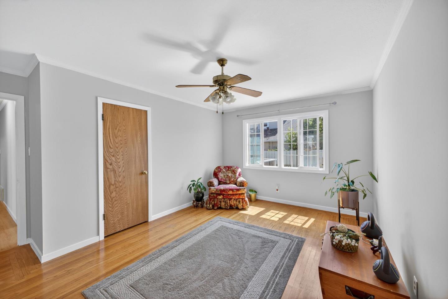 Detail Gallery Image 25 of 37 For 215 Prague St, San Mateo,  CA 94401 - 3 Beds | 1/1 Baths