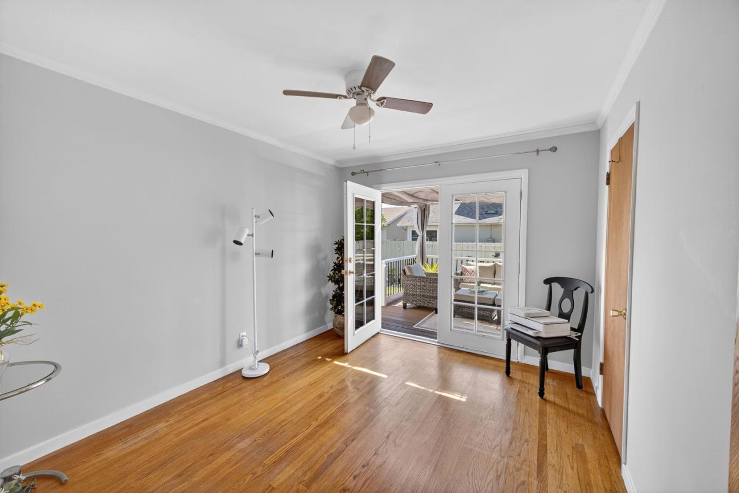 Detail Gallery Image 27 of 37 For 215 Prague St, San Mateo,  CA 94401 - 3 Beds | 1/1 Baths