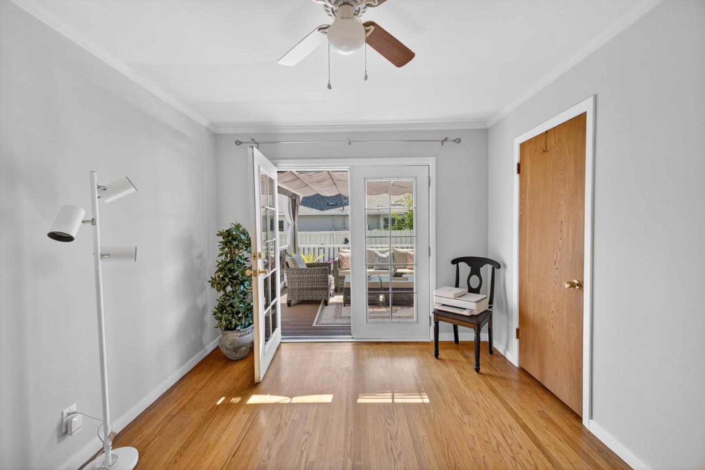 Detail Gallery Image 28 of 37 For 215 Prague St, San Mateo,  CA 94401 - 3 Beds | 1/1 Baths