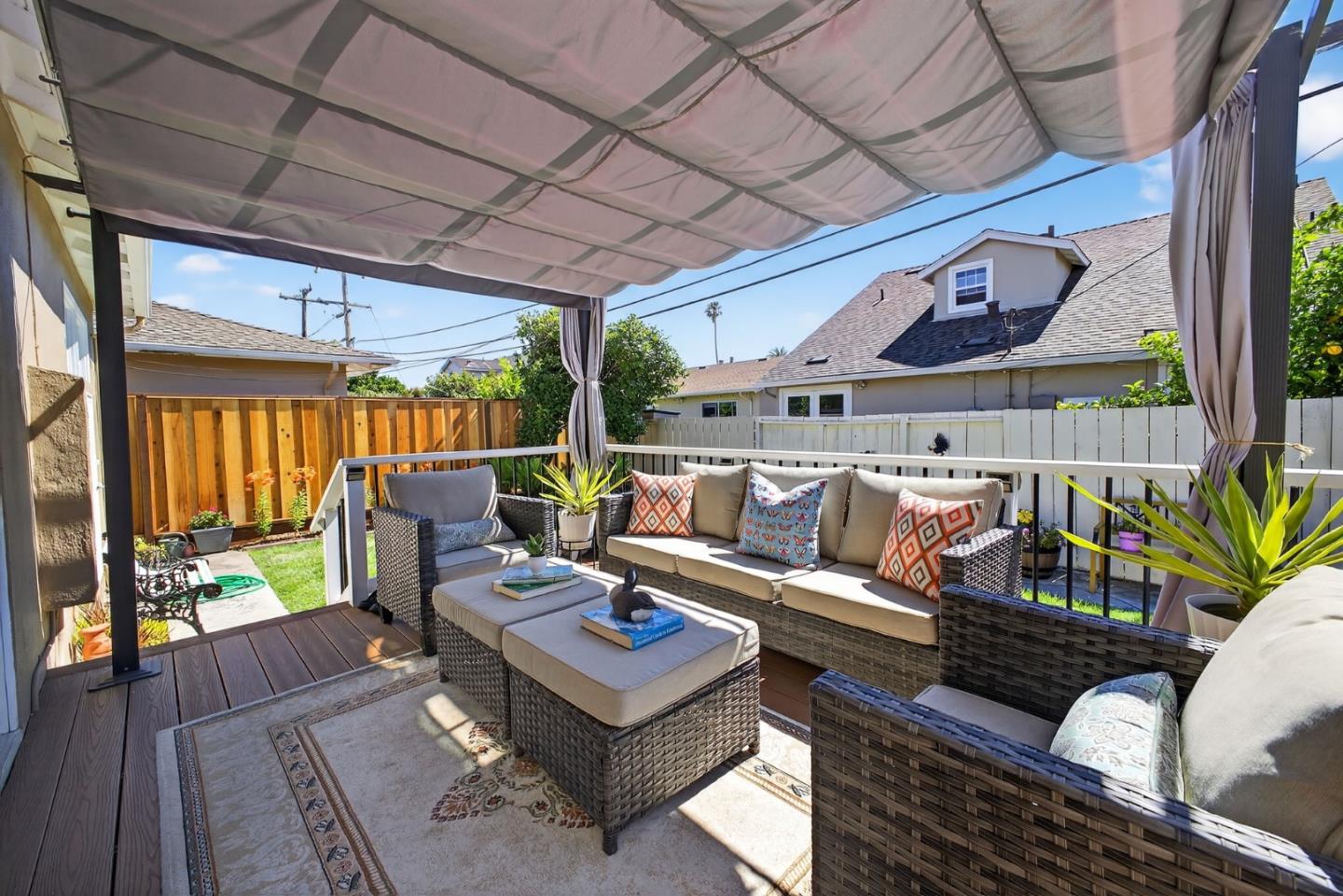 Detail Gallery Image 30 of 37 For 215 Prague St, San Mateo,  CA 94401 - 3 Beds | 1/1 Baths