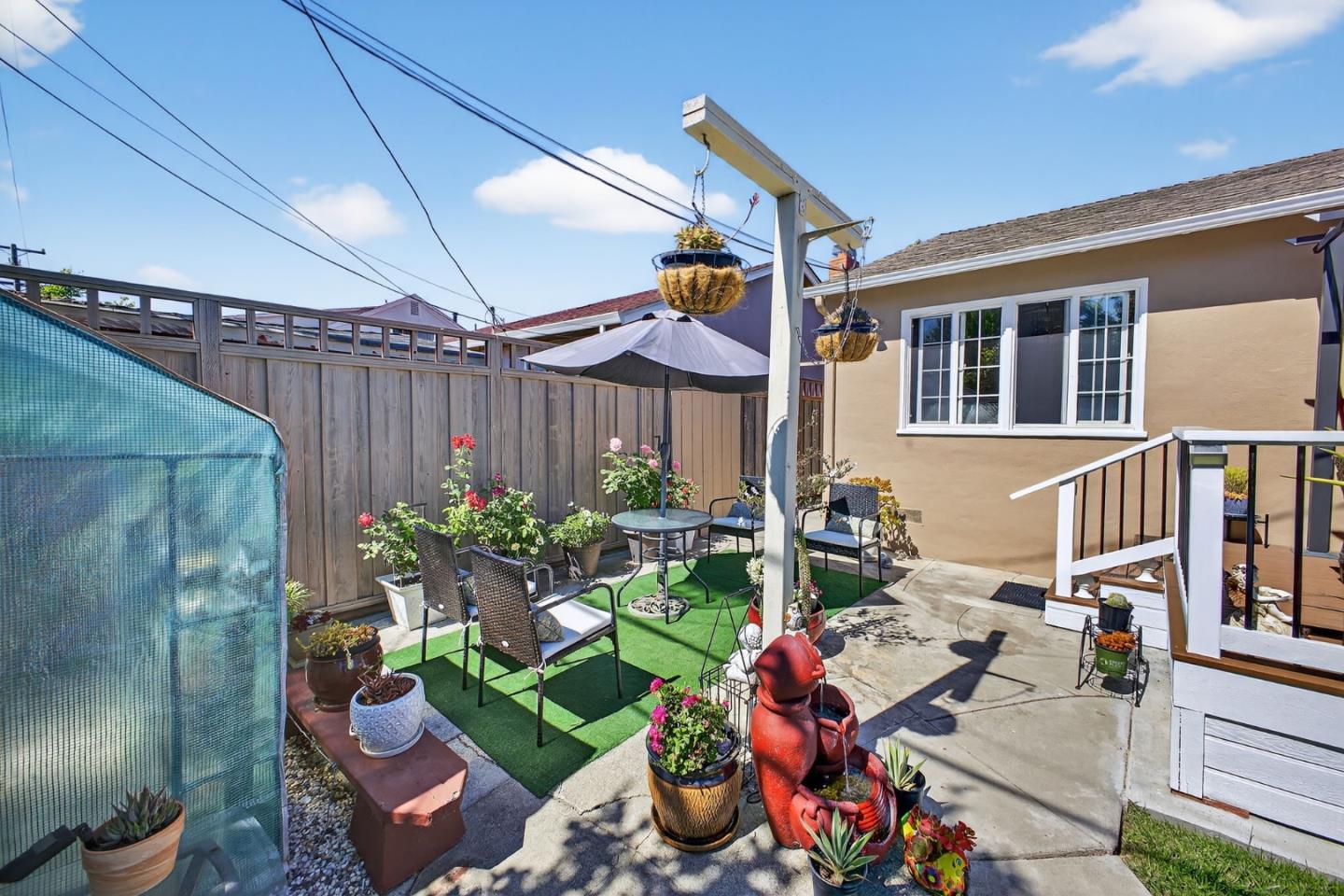 Detail Gallery Image 35 of 37 For 215 Prague St, San Mateo,  CA 94401 - 3 Beds | 1/1 Baths