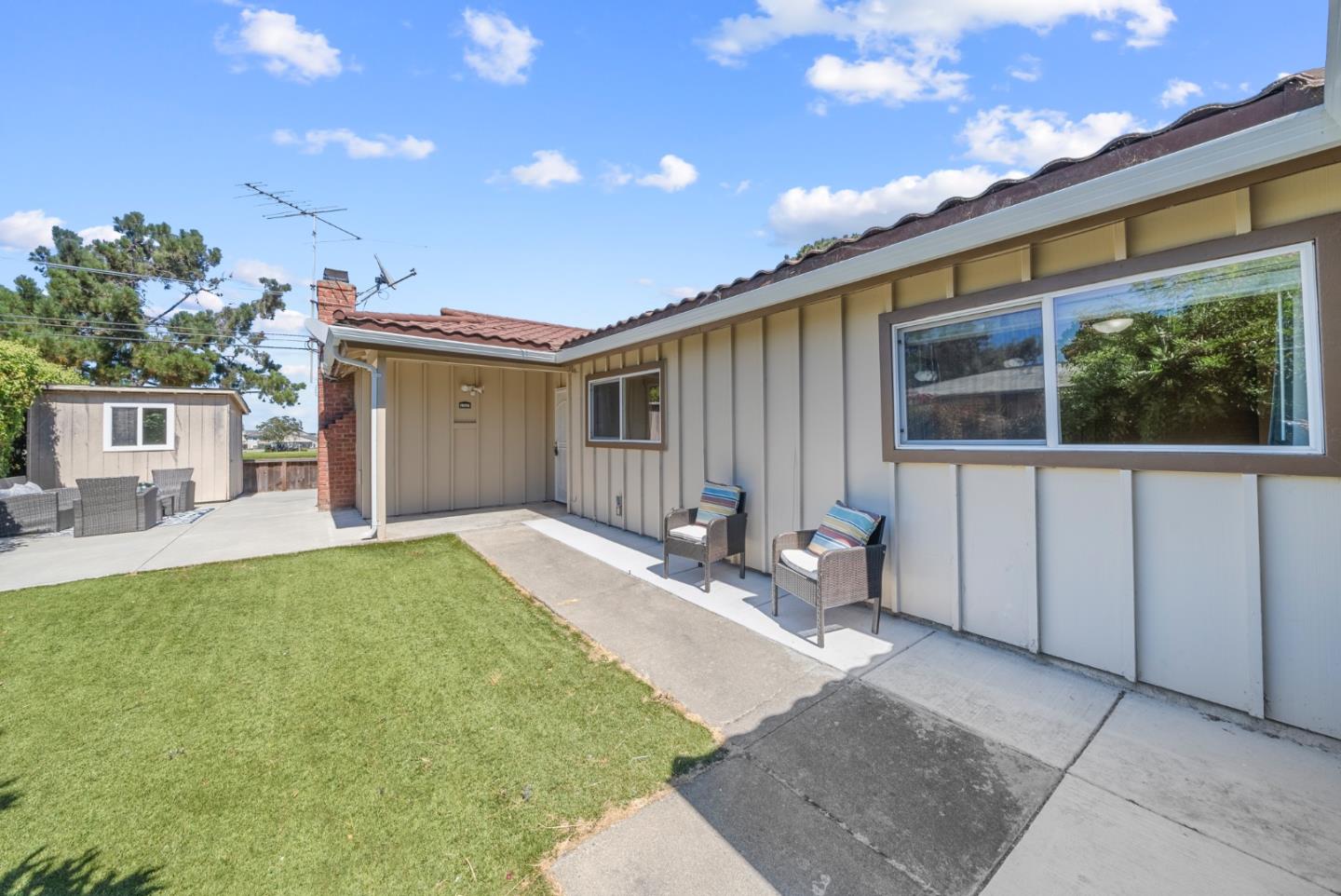 Detail Gallery Image 3 of 95 For 1567 Lago St, San Mateo,  CA 94403 - – Beds | – Baths