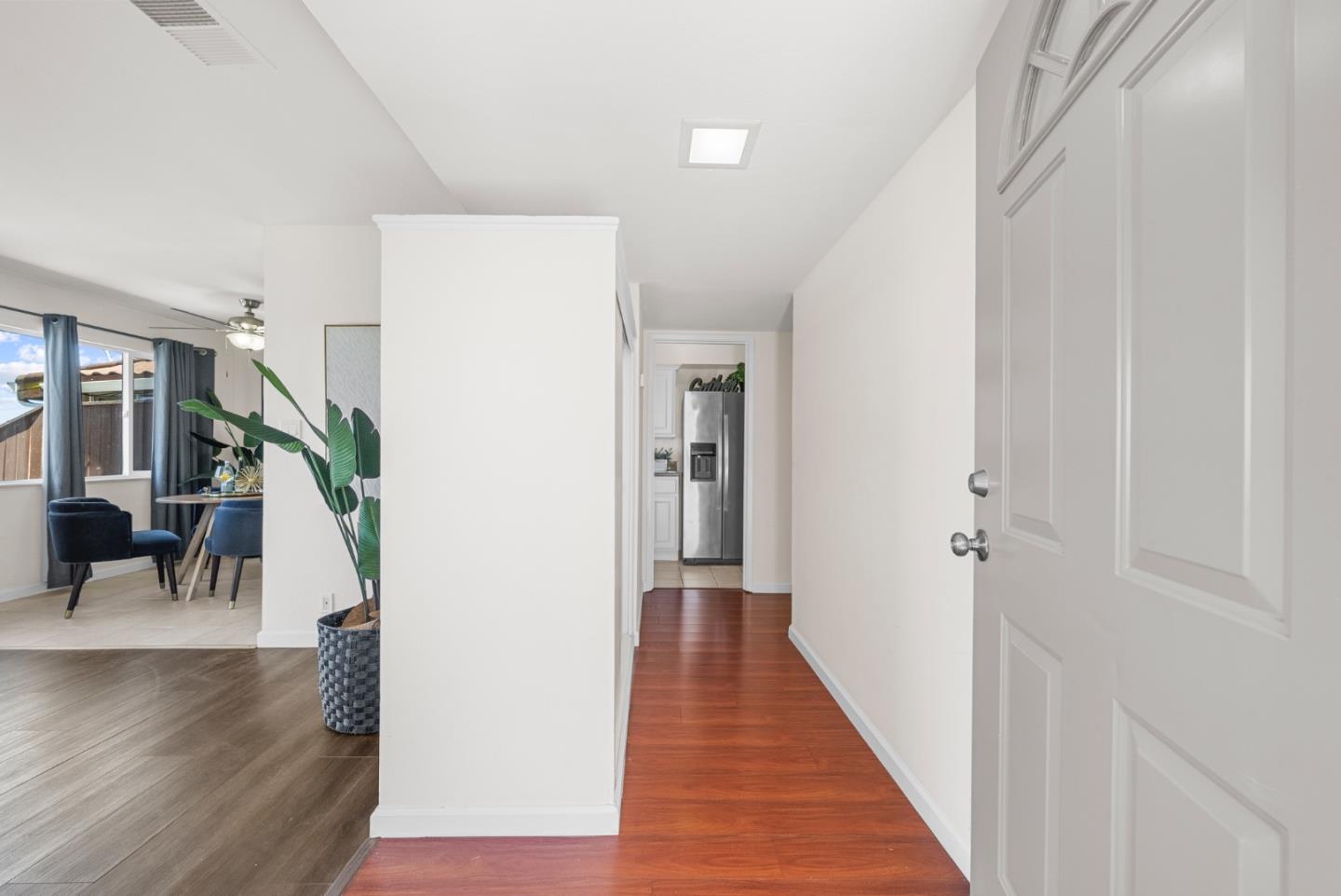 Detail Gallery Image 7 of 95 For 1567 Lago St, San Mateo,  CA 94403 - – Beds | – Baths