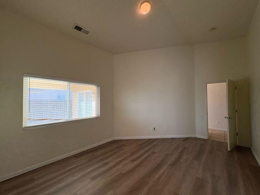 Detail Gallery Image 13 of 21 For 2443 N Shoemaker Ave, Merced,  CA 95348 - 4 Beds | 2 Baths