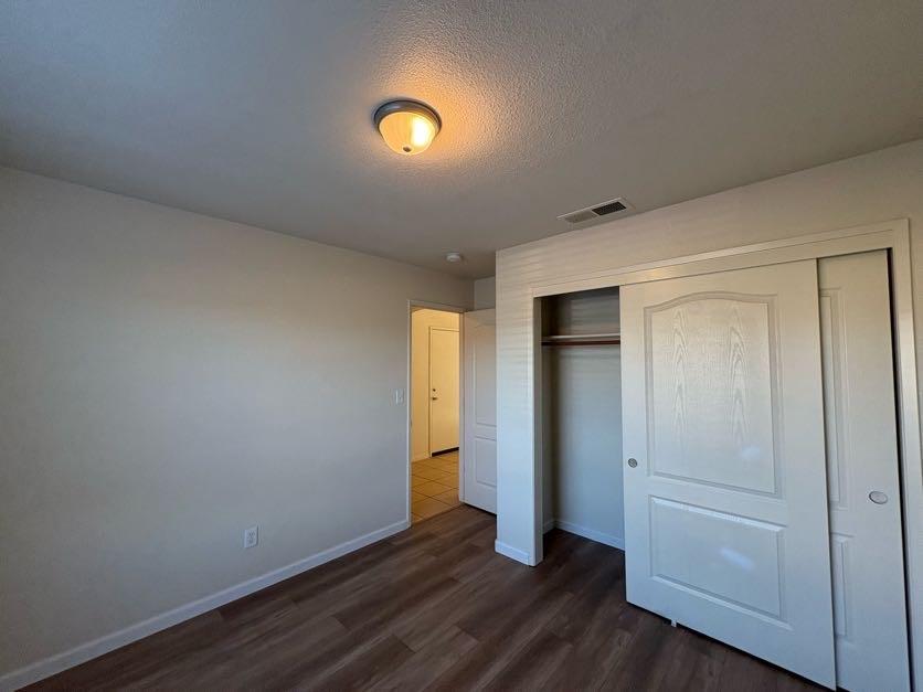 Detail Gallery Image 7 of 21 For 2443 N Shoemaker Ave, Merced,  CA 95348 - 4 Beds | 2 Baths