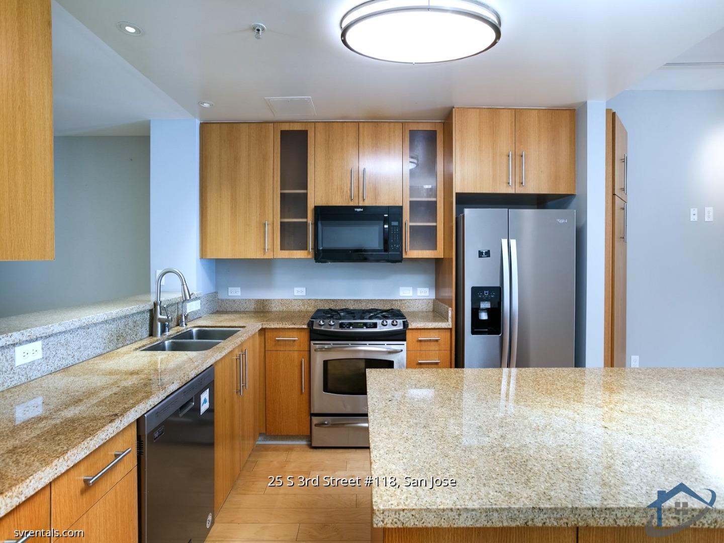Detail Gallery Image 8 of 14 For 25 S 3rd St #118,  San Jose,  CA 95113 - 3 Beds | 3 Baths