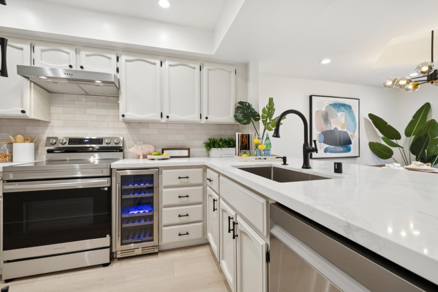 Detail Gallery Image 7 of 24 For 1155 Illiad Ct, San Jose,  CA 95118 - 3 Beds | 2/1 Baths