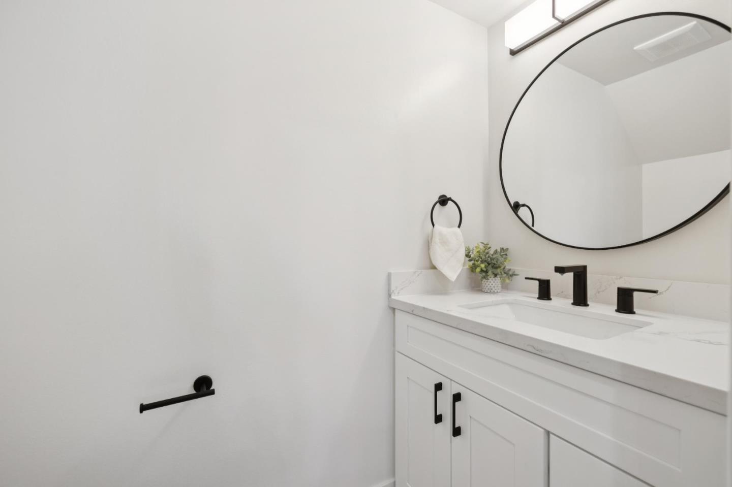 Detail Gallery Image 8 of 24 For 1155 Illiad Ct, San Jose,  CA 95118 - 3 Beds | 2/1 Baths