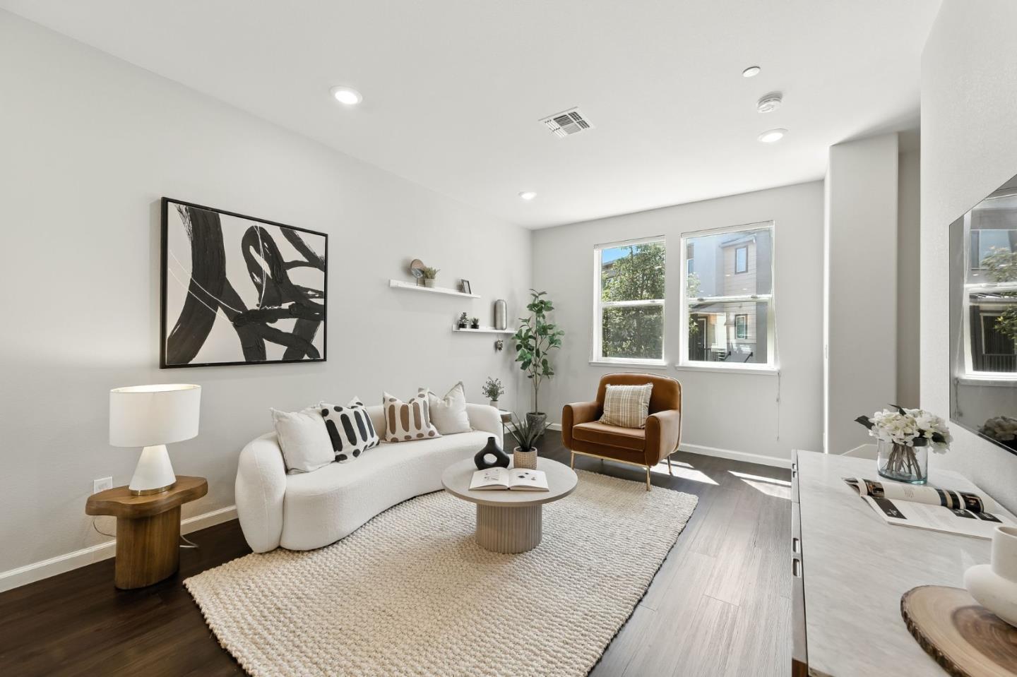 Detail Gallery Image 10 of 44 For 398 Desert Holly St, Milpitas,  CA 95035 - 2 Beds | 2/1 Baths