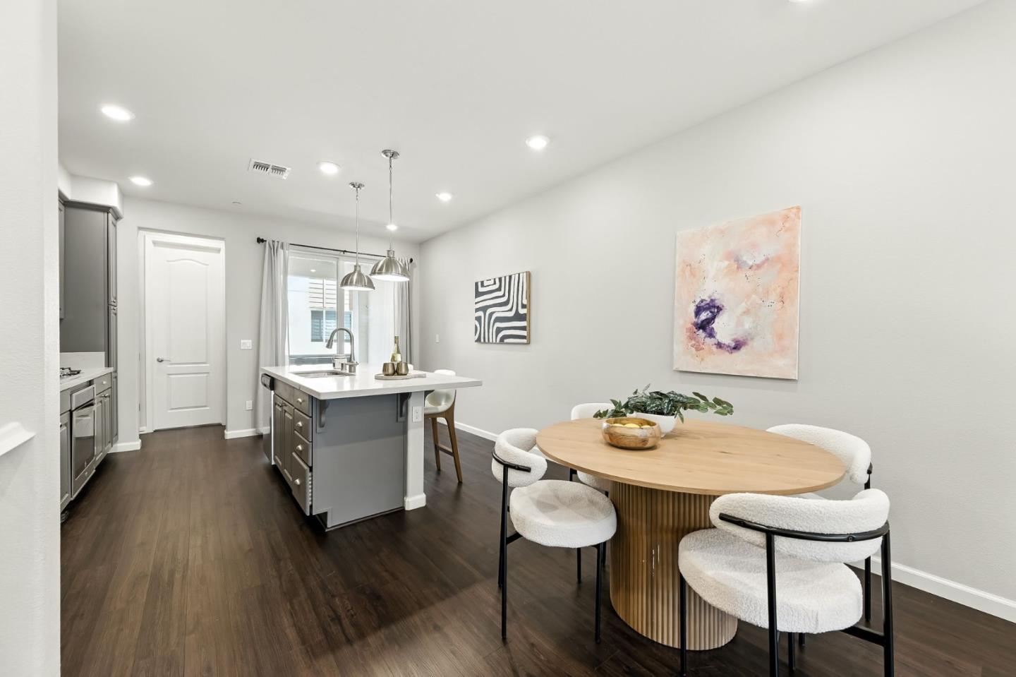 Detail Gallery Image 11 of 44 For 398 Desert Holly St, Milpitas,  CA 95035 - 2 Beds | 2/1 Baths