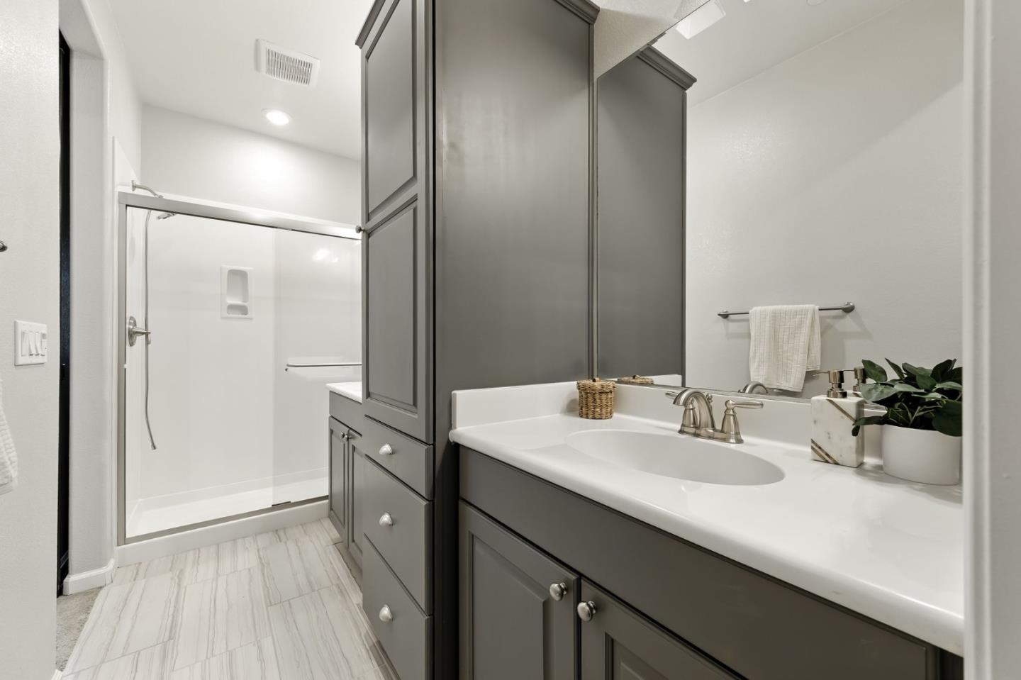 Detail Gallery Image 18 of 44 For 398 Desert Holly St, Milpitas,  CA 95035 - 2 Beds | 2/1 Baths