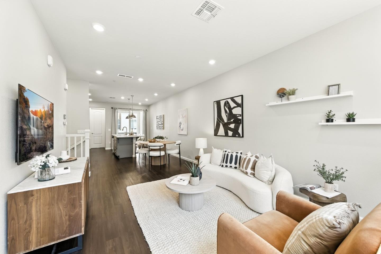 Detail Gallery Image 8 of 44 For 398 Desert Holly St, Milpitas,  CA 95035 - 2 Beds | 2/1 Baths