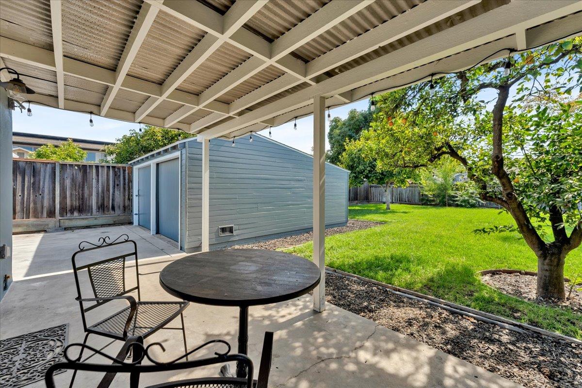 Detail Gallery Image 13 of 44 For 655 N 5th St, San Jose,  CA 95112 - 3 Beds | 2 Baths