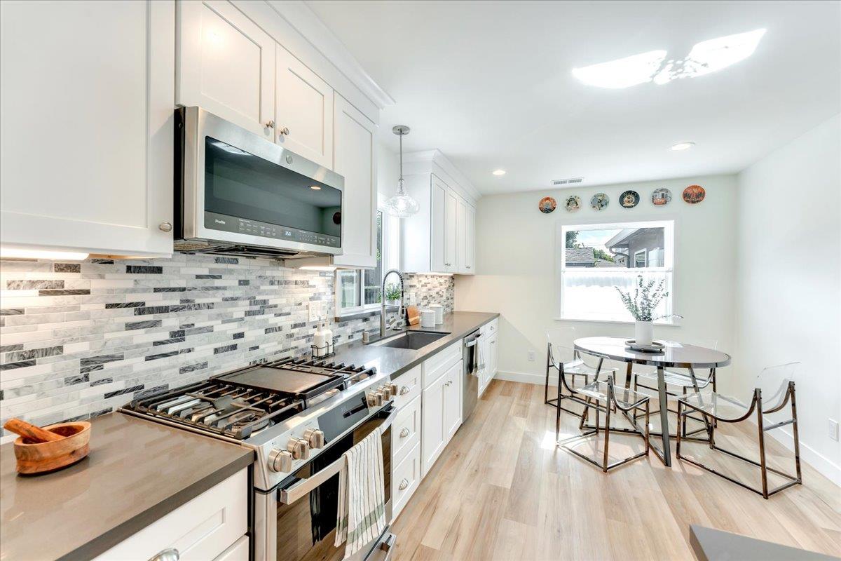 Detail Gallery Image 25 of 44 For 655 N 5th St, San Jose,  CA 95112 - 3 Beds | 2 Baths